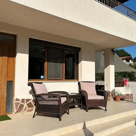 Amity Tatil Evi *